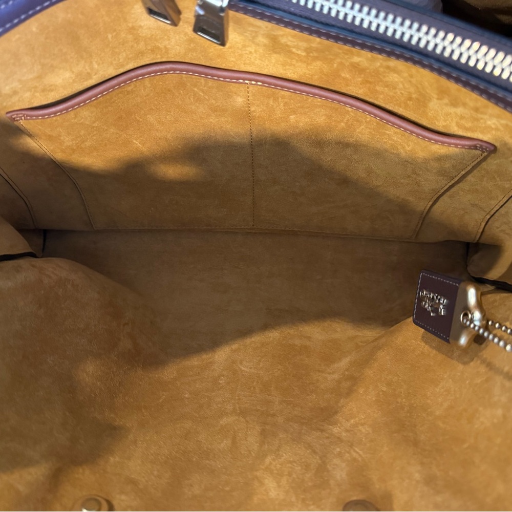 Coach Rogue 39 - Maple - Picture 7 of 16